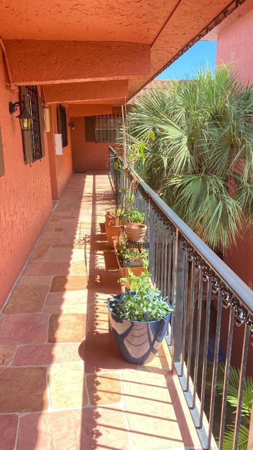 Fort Lauderdale Elegant Room Rental With Private Bath And Entrance Exterior photo