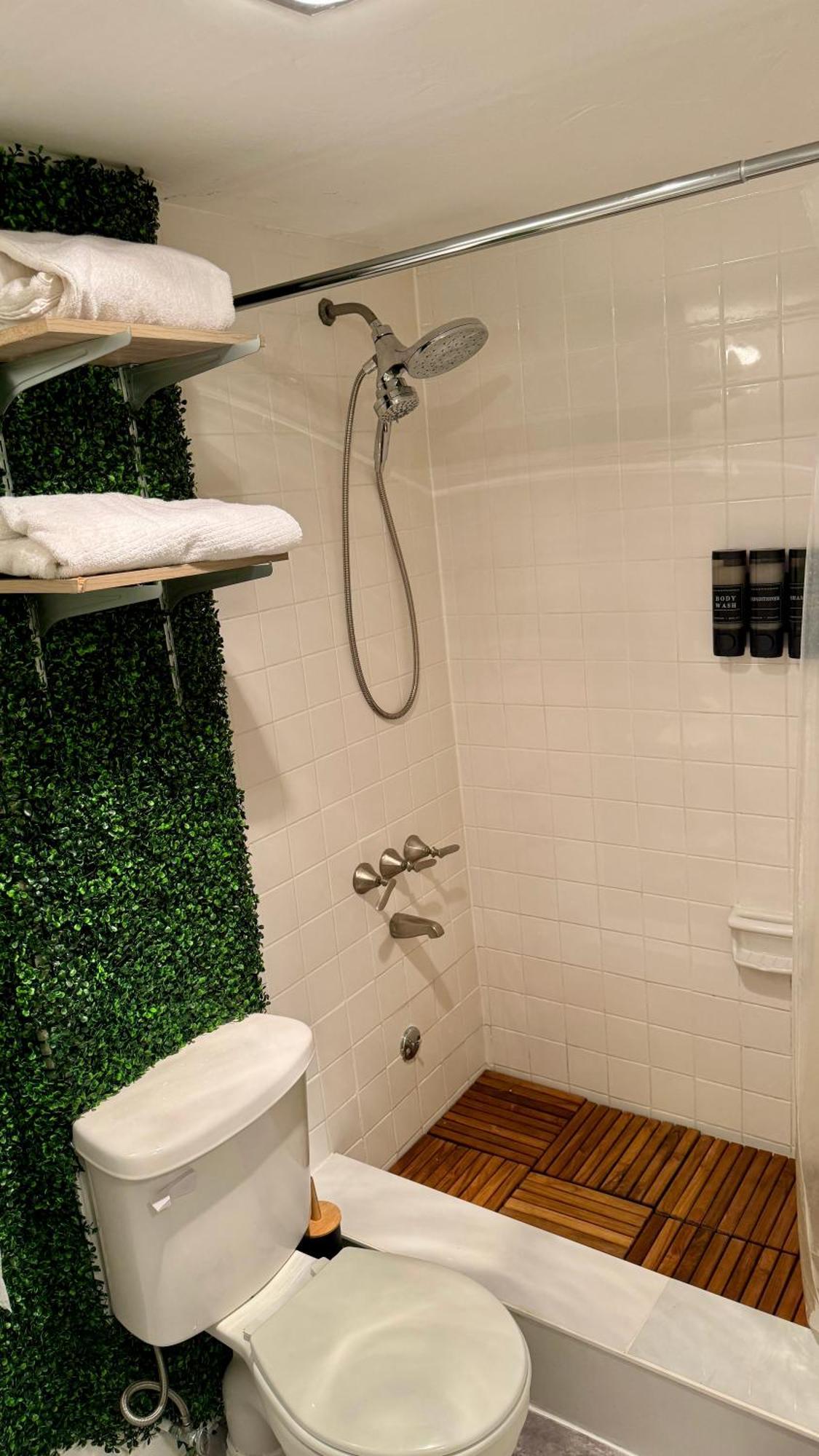 Fort Lauderdale Elegant Room Rental With Private Bath And Entrance Exterior photo